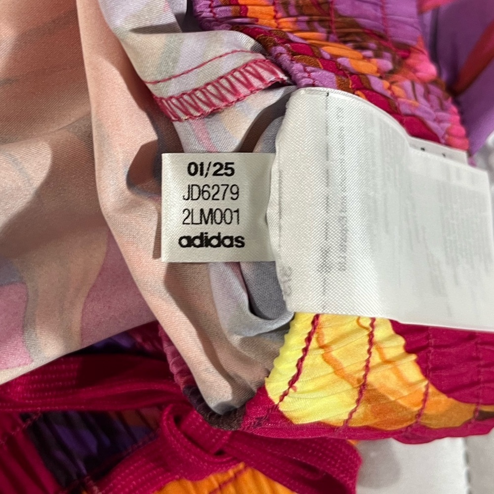 Adidas x Farm Rio Tropical Club Print Running Shorts NWT Women’s Medium - Picture 9 of 14